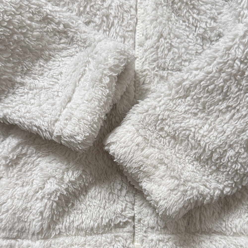 Patagonia Birch White Fleece Hoodie with Bear Ears - Picture 4 of 7